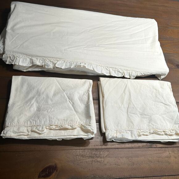 Roberta Allen Cotton Flat Sheet with Two Shams | King Sized Light Butter Yellow - Picture 1 of 10